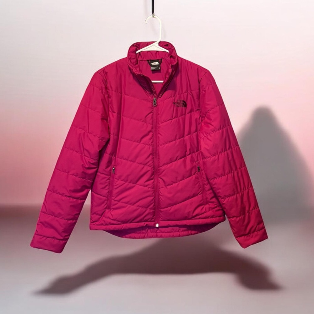 The North Face Women's Fuchsia Quilted Puffer Jacket Medium